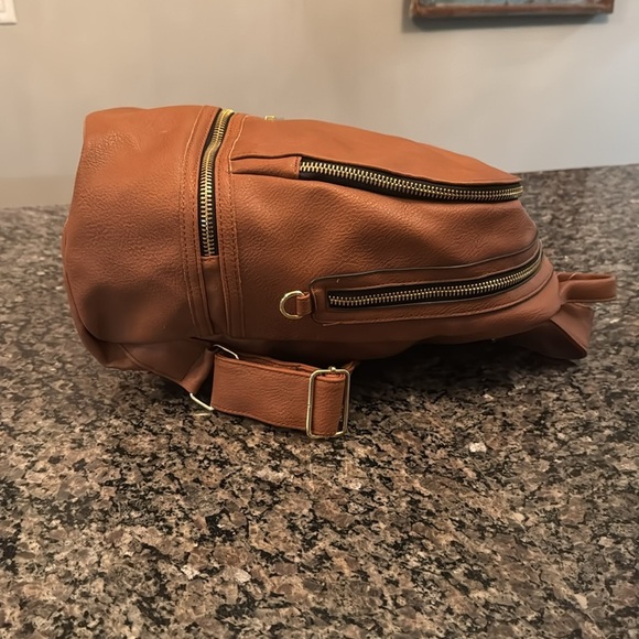Steve Madden brown pebbled soft vegan leather backpack bag EUC - Picture 8 of 16